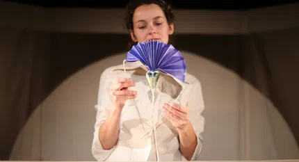 Origami lėlių spektaklis "Arklio Dominyko meilė"