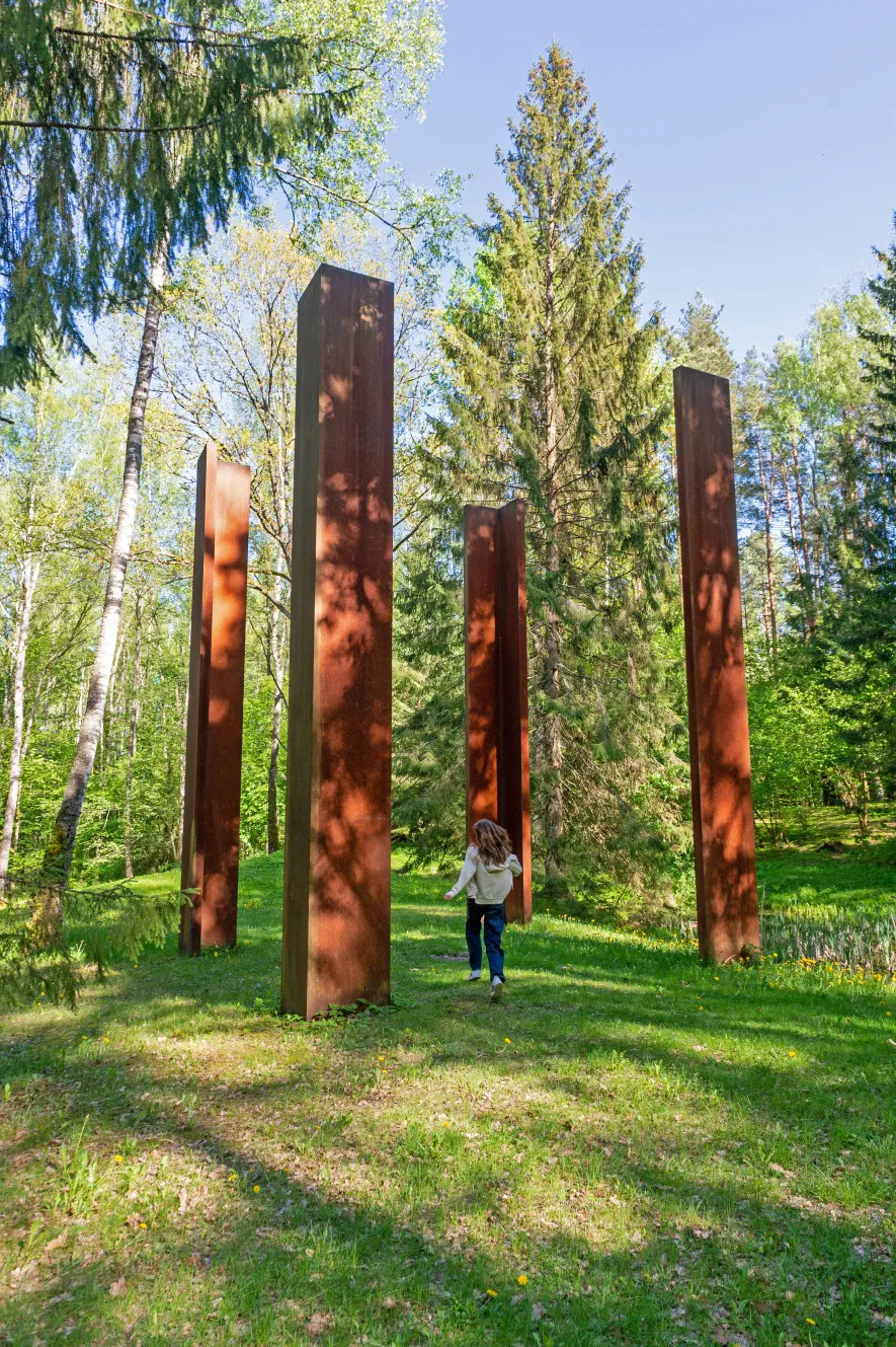 Pasivaikščiojimas Europos parke: žaliais takais po meno muziejų Pasivaikščiojimas Europos parke: žaliais takais po meno muziejų