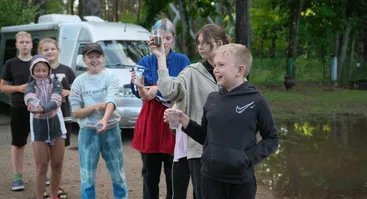 ANGLŲ KALBOS, LYDERYSTĖS IR DIRBTINIO INTELEKTO STOVYKLA DRUSKININKUOSE