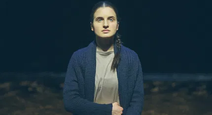 Judesio ir dramos spektaklis "Mėlyni pelenai"
