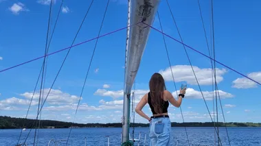 „Jachta Hidra“ – tavo šventė ant vandens!
