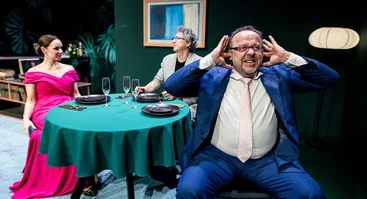 PREMJERA! Provokuojanti komedija „Sumauta dovana“