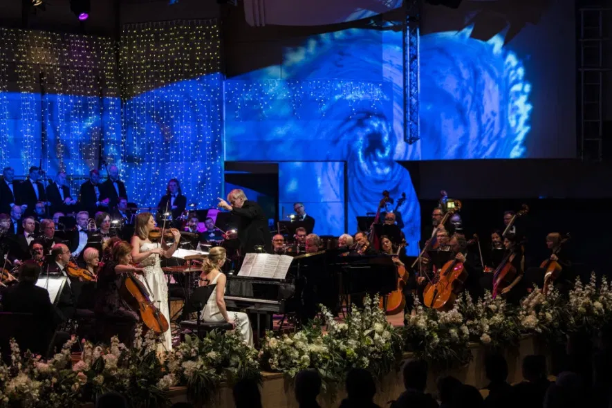 LVSO | „THE QUEEN SYMPHONY” Tolga Kashif LVSO | „THE QUEEN SYMPHONY” Tolga Kashif