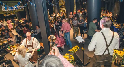 Bavariškas savaitgalis @ Volfas Engelman Galerija: linkėjimai iš Kaltenbergo