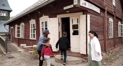 Tarptautinė vaikų / paaglių stovykla Rumšiškių Liaudies buities muziejuje (anglų kalba)