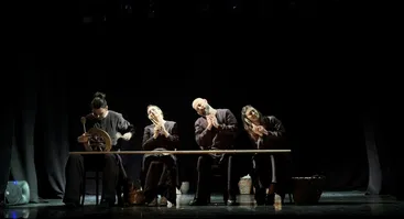  Naisių vasaros teatro spektaklis visai šeimai „Giriose mariose“ pagal lietuvių pasaką „Eglė Žalčių karalienė“ 