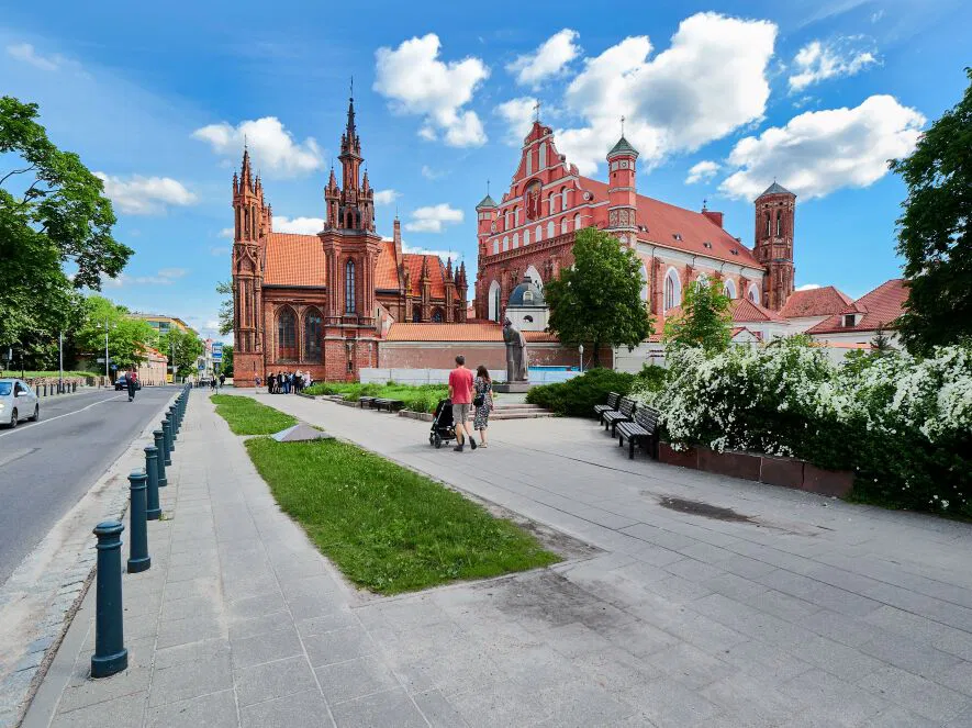 Išsirink teminę orientacinę ekskursiją po Vilniaus senamiestį Išsirink teminę orientacinę ekskursiją po Vilniaus senamiestį