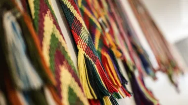 Edukacinė juostų pynimo popietė ir parodos „Juostų pynimo tradicija: žmonės ir spalvos“ uždarymas