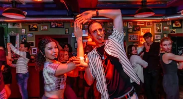 ONLINE pradedančiųjų SALSA kursas KAUNAS