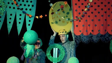 Teatras "Avilys" kviečia į PREMJERA - spektaklį šeimai "Baba, žirniai ir broliai Gaideliai" 