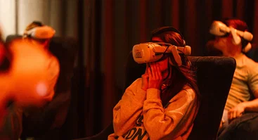 VR patirtys „Angelų takais“ ir „Pasaulių sutvėrimas“ | PALANGA