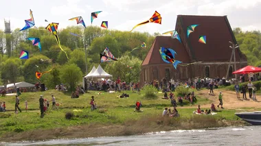 Kelionė laivu"KAUNAS" į Aitvarų festivalį Zapyškyje