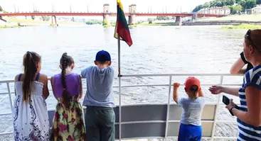 Užsakomieji pasiplaukiojimai laivu Kaunas Nemunu ir Nerimi