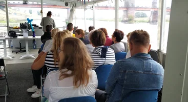 Užsakomoji kelionė laivu Kaunas į Raudondvario dvarą grupei, kolektyvui