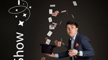 Magic & Illusion Show for Families Experience the Impossible IN EN