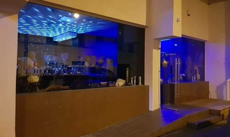 Hello Bar švenčių studija
