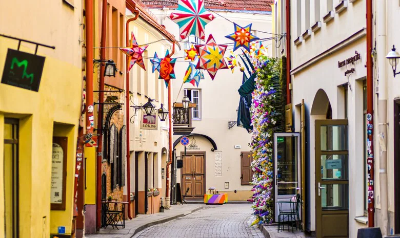 Vyninė Taurės ir dešros, Dominikonų 11