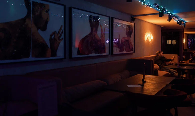 Neringa Basement bar