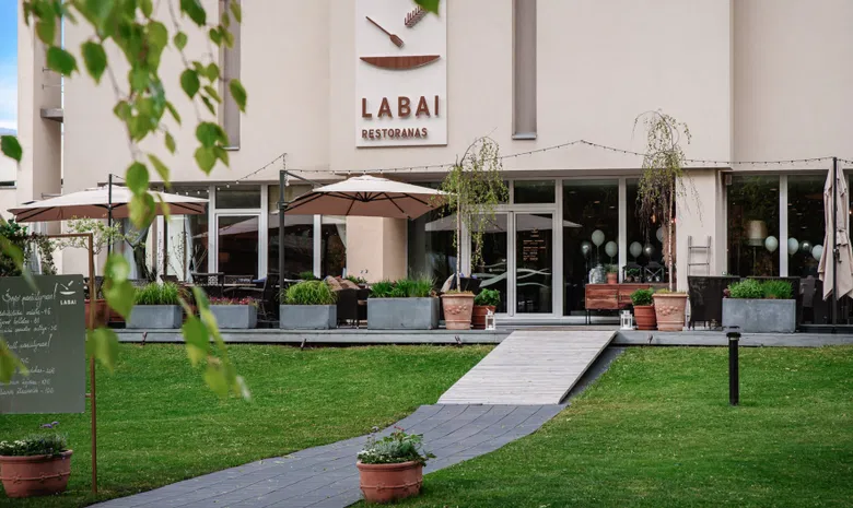 SPA baras LABAI