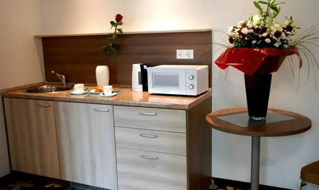 „Algiro Hotel“