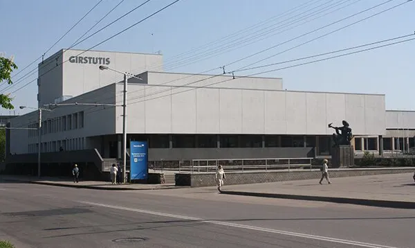 Girstučio rūmai