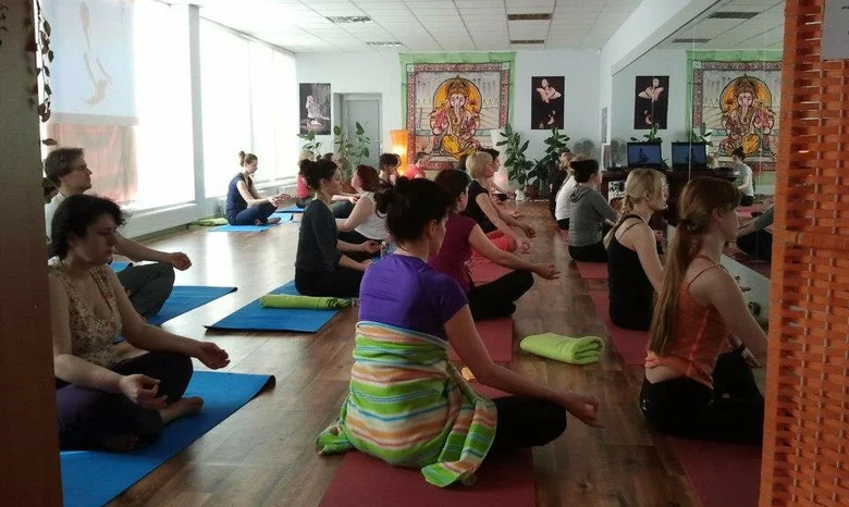 Studija Yoga Guru