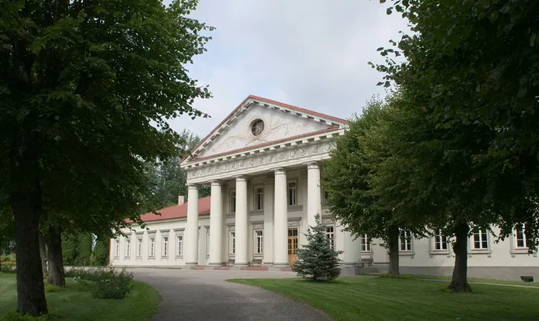 Taujėnų dvaras