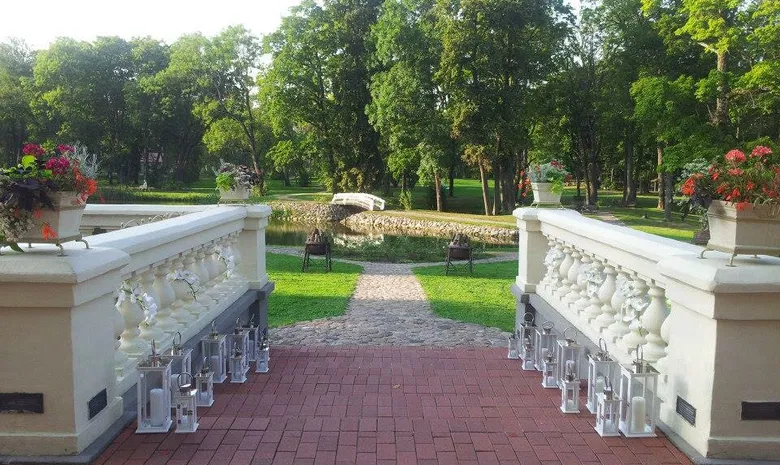 Taujėnų dvaras