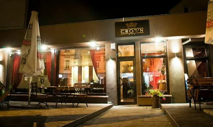 The Crown Pub