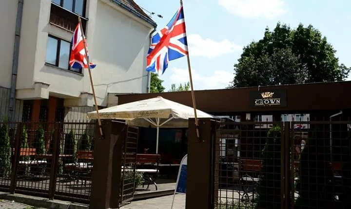 The Crown Pub