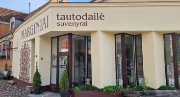 Sukilėlių g. 4, Klaipėda ( “Marginiai” tautodailės salonas )