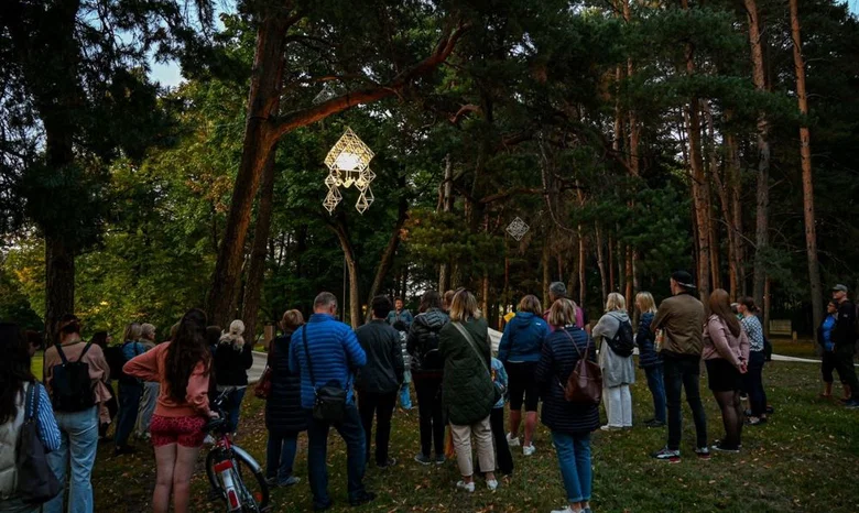 Šviečiantys sodai, Skaistakalnio parkas