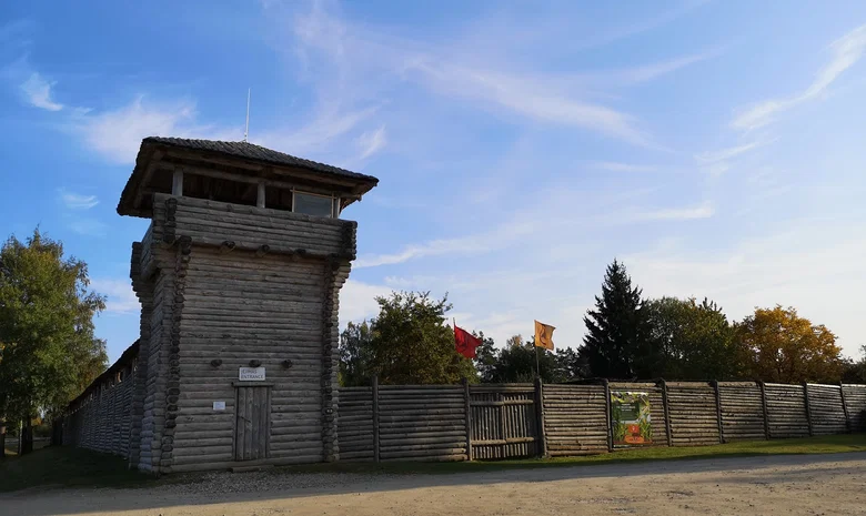 Šeimyniškėlių piliakalnio istorinis kompleksas 