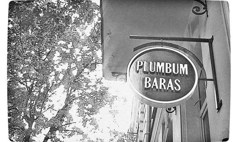 Plum Bum