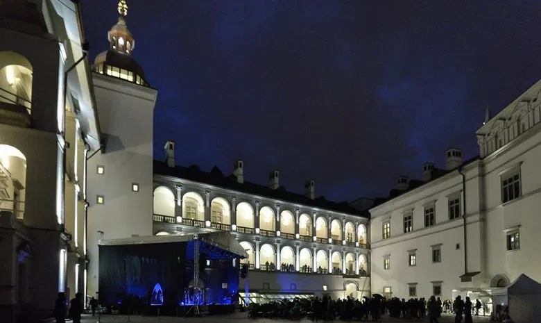 Valdovų rūmai