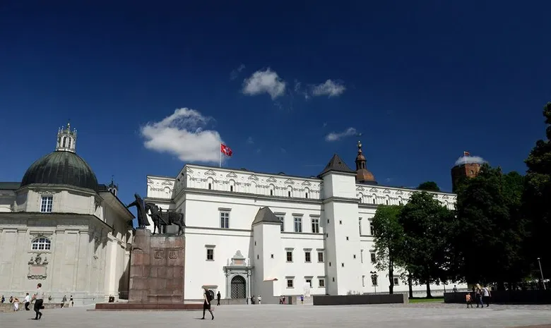 Valdovų rūmai