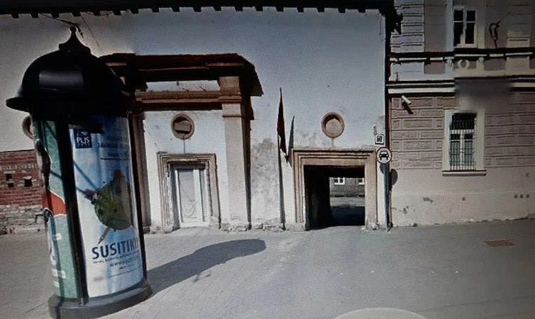  Vilniaus Visų Šventųjų bažnyčios parapijos salė