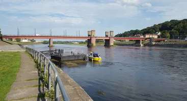 Senoji Kauno prieplauka šalia Vytauto bažnyčios, afiteatro, Aleksoto tilto.