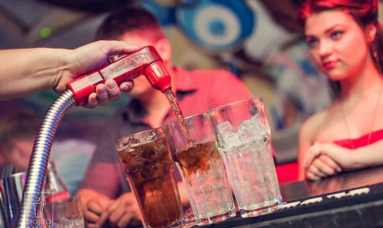 MOJITO NAKTYS - kokteilių klubas