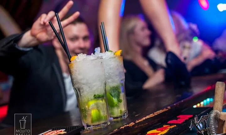 MOJITO NAKTYS - kokteilių klubas