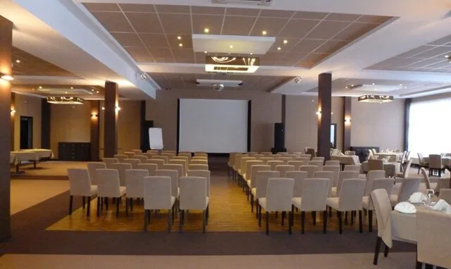 Konferencijų salės "VASARIS"