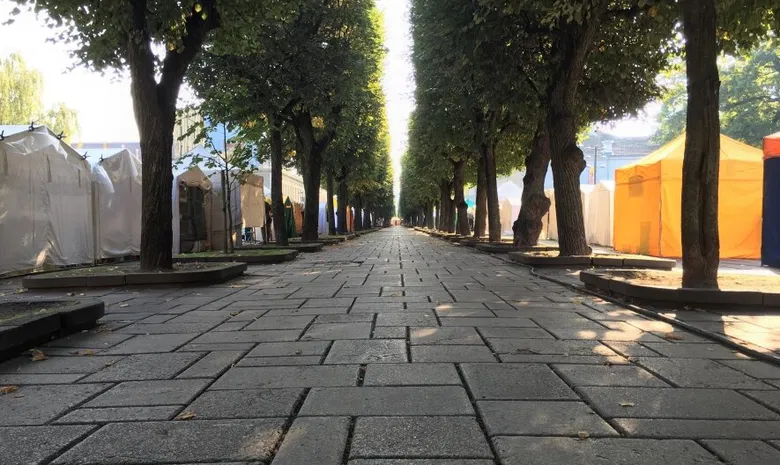 Laisvės alėja, Vilniaus gatvė, Rotušės aikštė