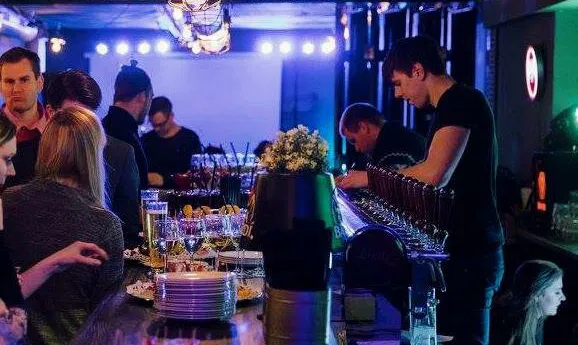 Trikampis pub & bowling