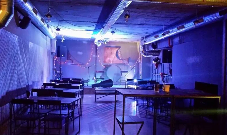 Trikampis pub & bowling