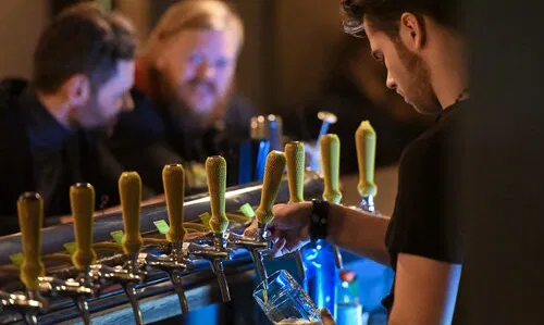 Trikampis pub & bowling