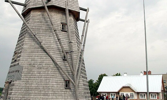 Žaliūkių malūninko sodyba
