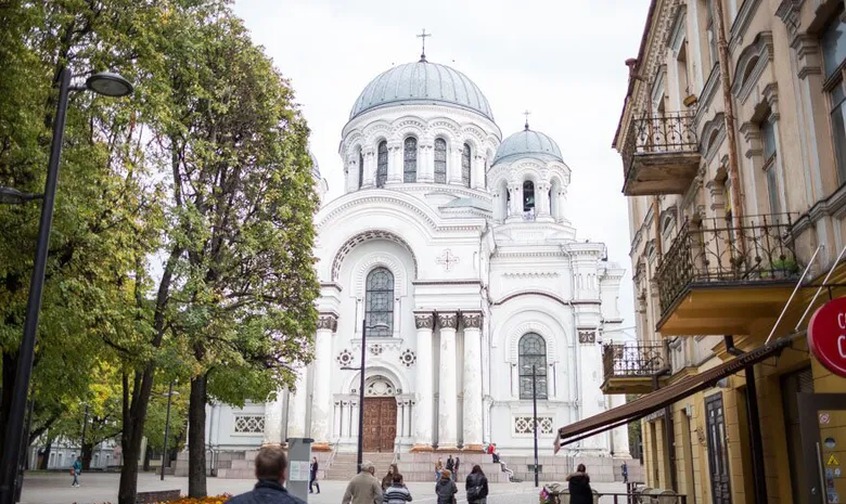 Nepriklausomybės aikštė