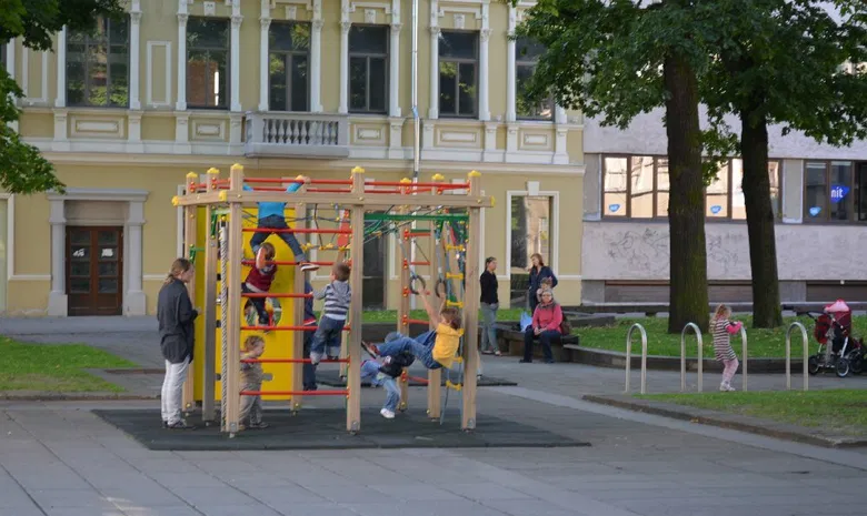 Nepriklausomybės aikštė