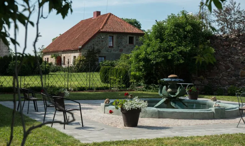Akmenėlių Dvaras