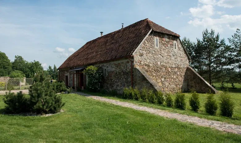 Akmenėlių Dvaras